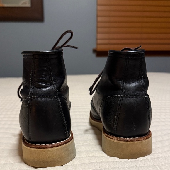 Red Wing Shoes 6-inch Classic Moc Black Lace Up Leather Boots - Picture 4 of 11